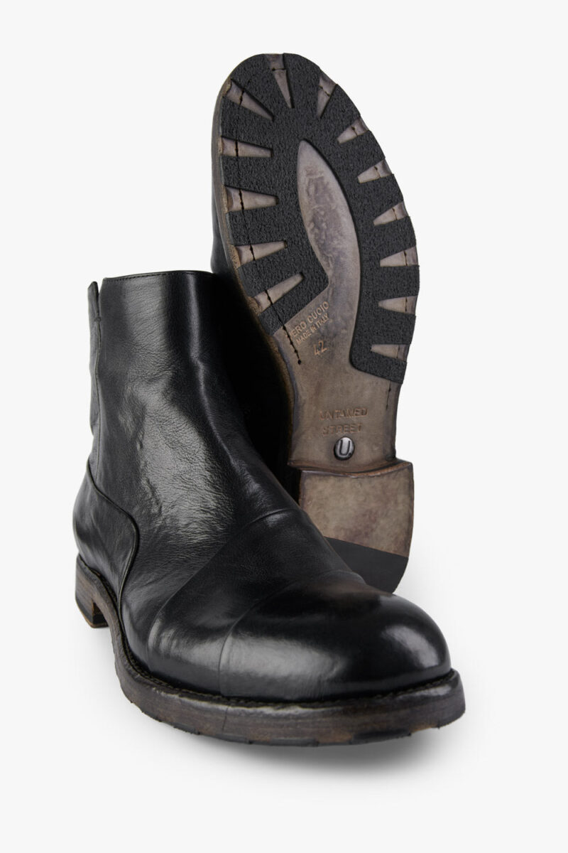 ASTON EDGE urban-black laceless ankle boots. - Image 7