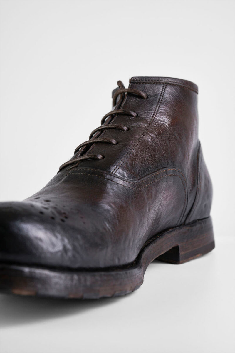 ASTON cigar-brown chukka boots. - Image 15