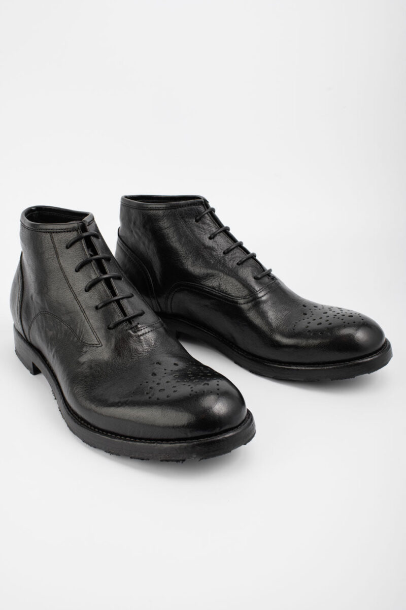 ASTON imperial-black chukka boots. - Image 3