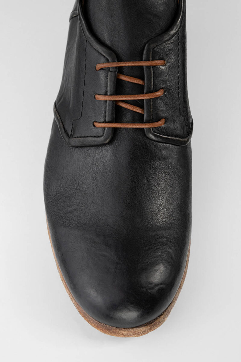 BRUCE rugged-black chukka boots. - Image 12