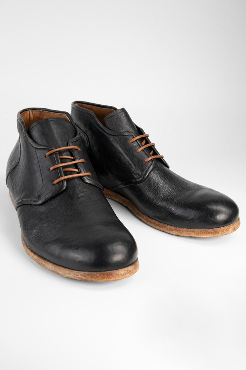 BRUCE rugged-black chukka boots. - Image 2