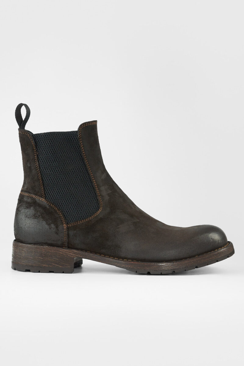 BURTON dark-brown suede chelsea boots.