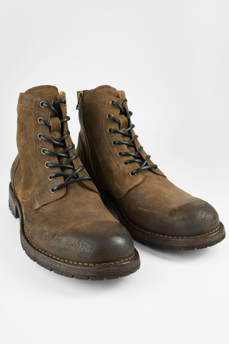 BURTON tundra-brown suede ankle boots. - Image 2