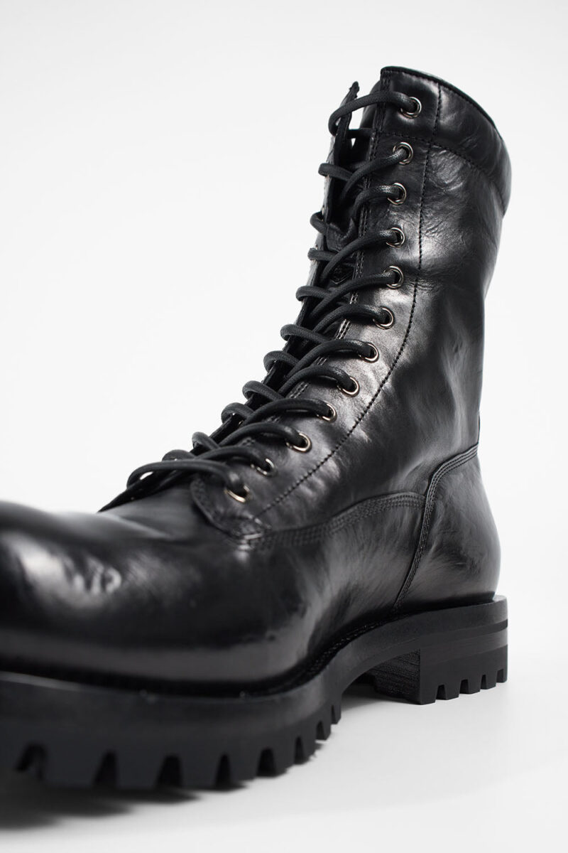 CAMDEN jet-black military boots. - Image 9