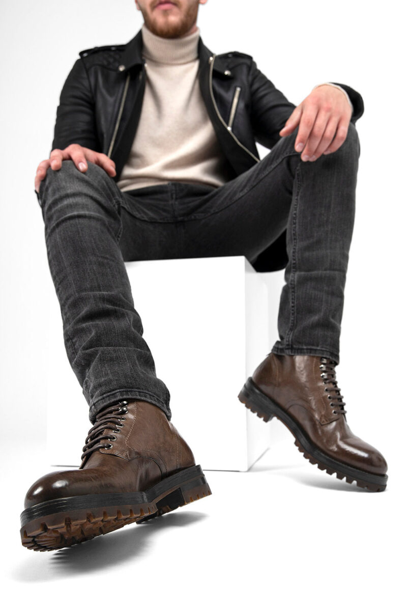 CAMDEN tobacco-brown hiking boots. - Image 3