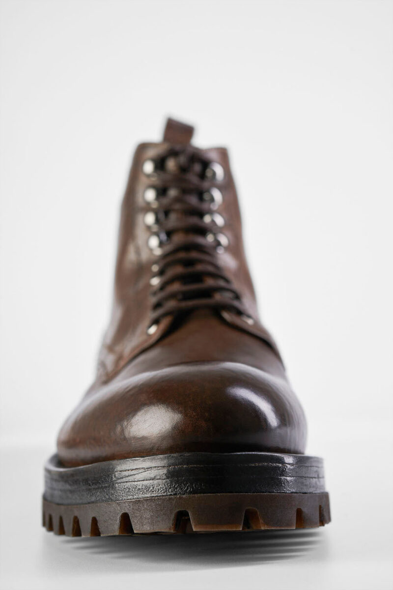 CAMDEN tobacco-brown hiking boots. - Image 10