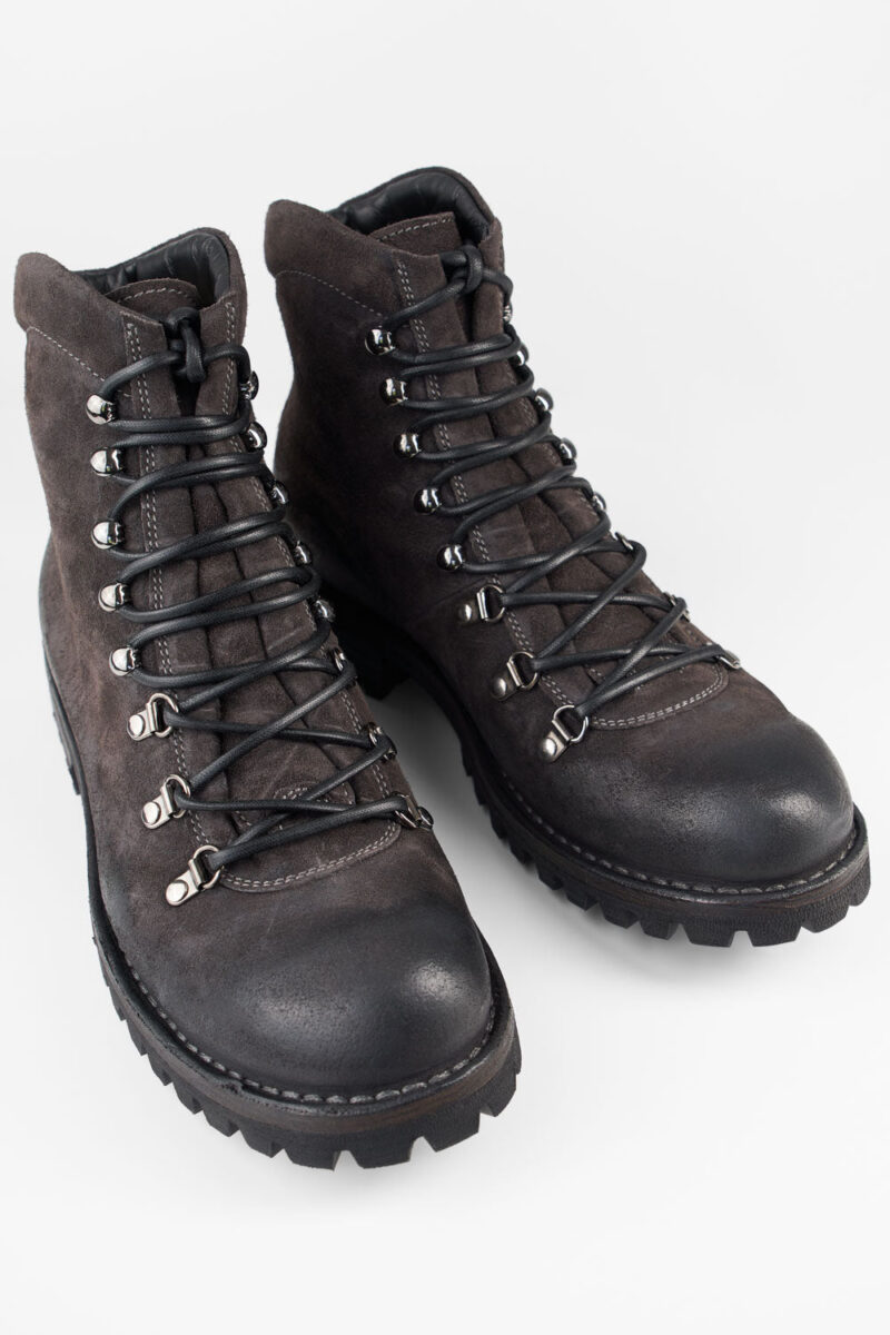 CAMDEN lava-grey suede combat boots. - Image 3