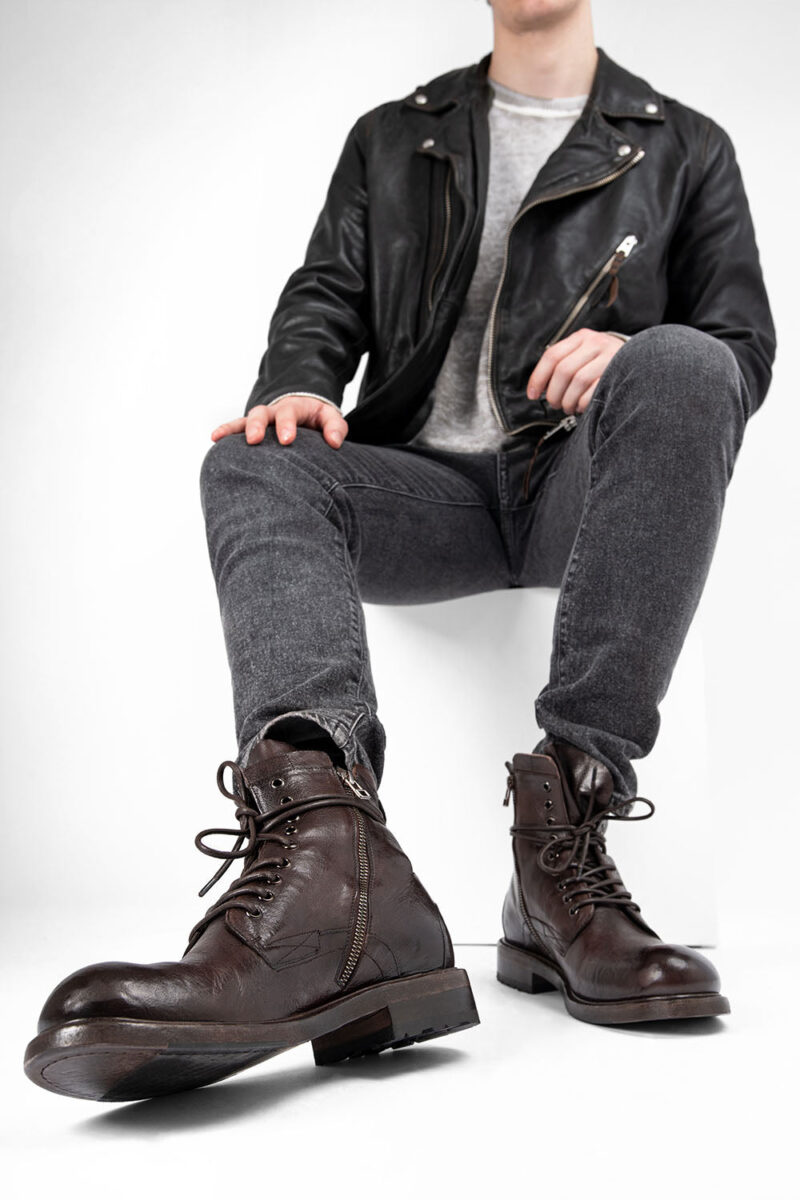 CURZON raw-timber military boots. - Image 3