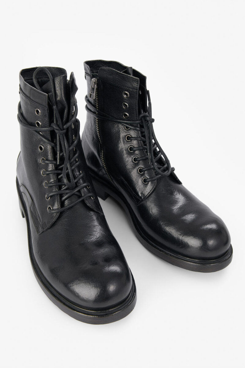 CURZON jet-black military boots. - Image 4