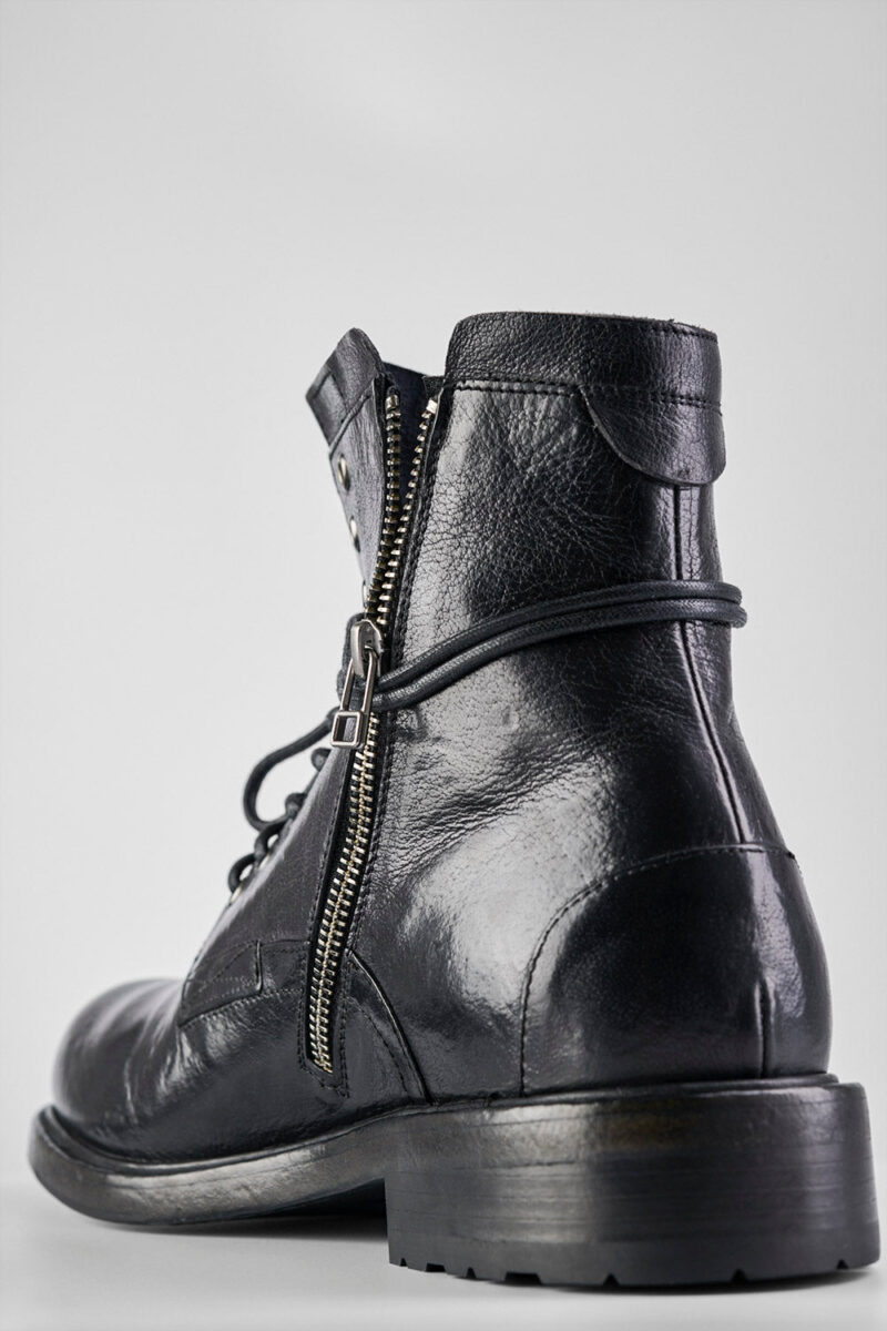 CURZON jet-black military boots. - Image 13