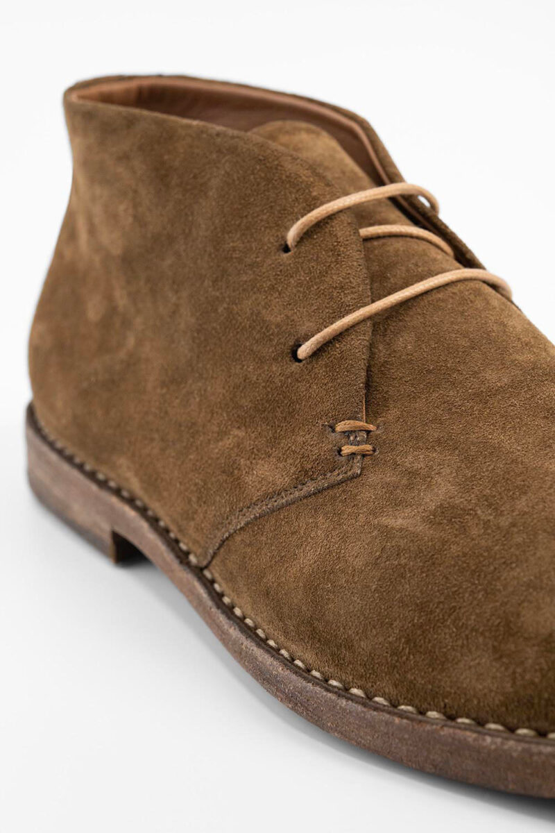 HAVEN desert-dust suede chukka boots. - Image 4