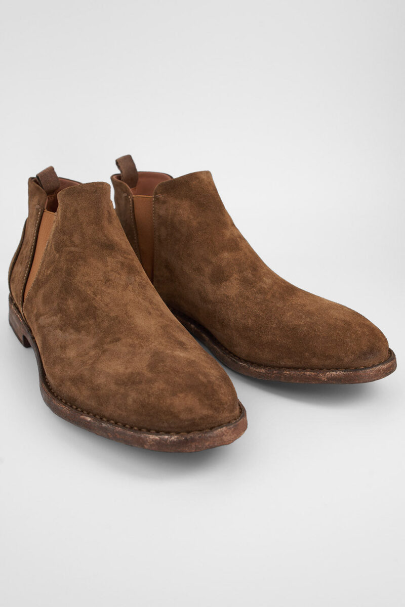 HAVEN barley-brown suede low chelsea boots. - Image 2