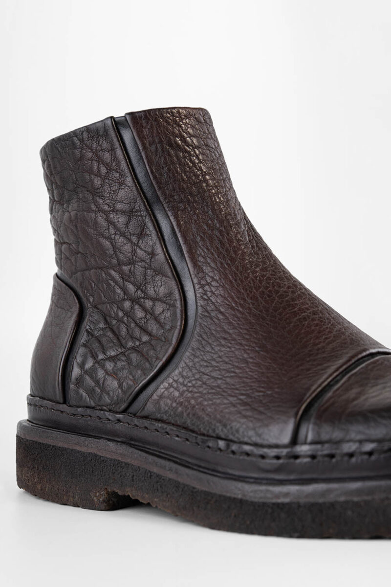 HOVE cigar-brown grained welted laceless ankle boots. - Image 4