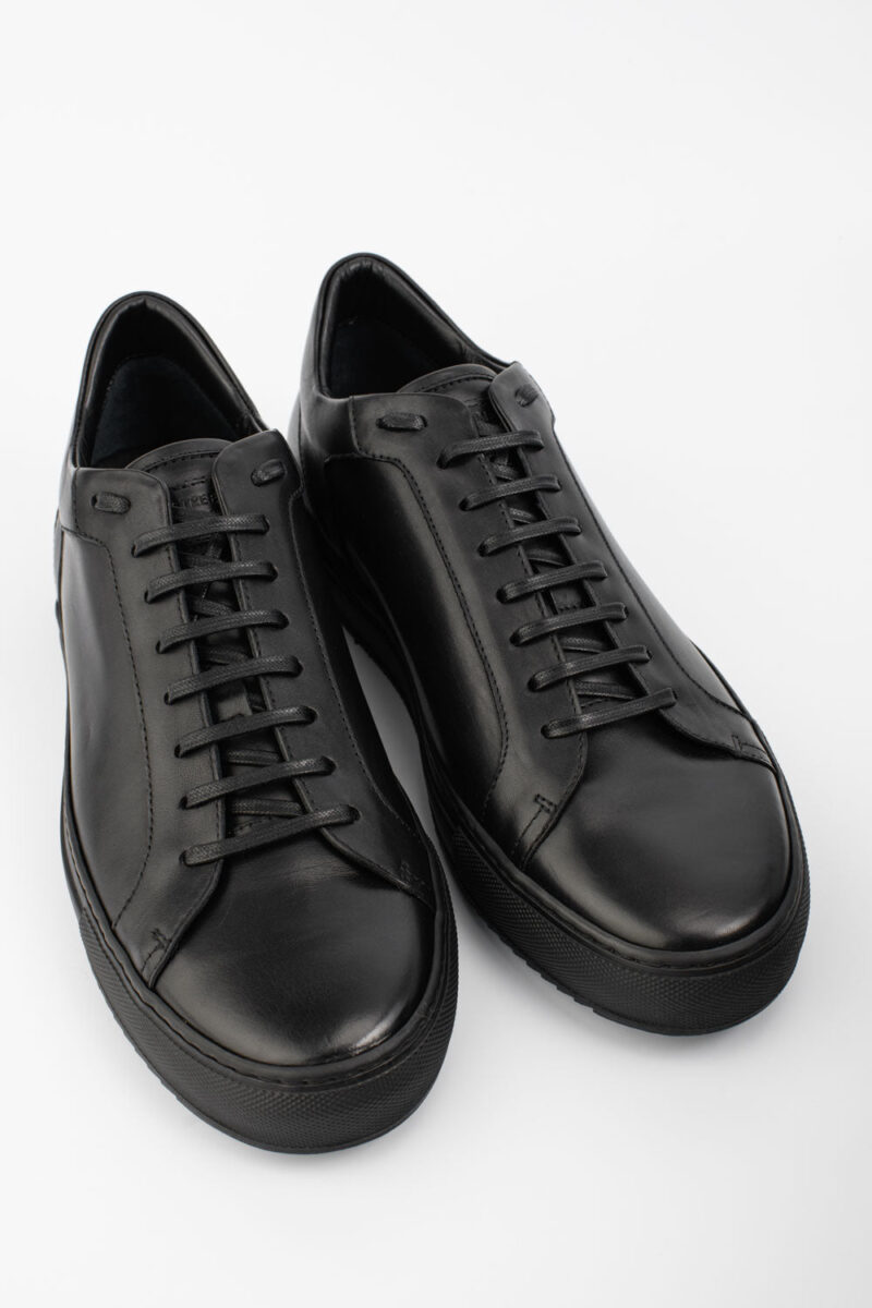 SOHO urban-black sneakers. - Image 3