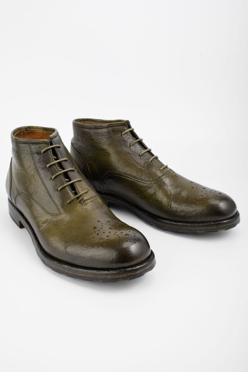 ASTON hunter-green chukka boots. - Image 2