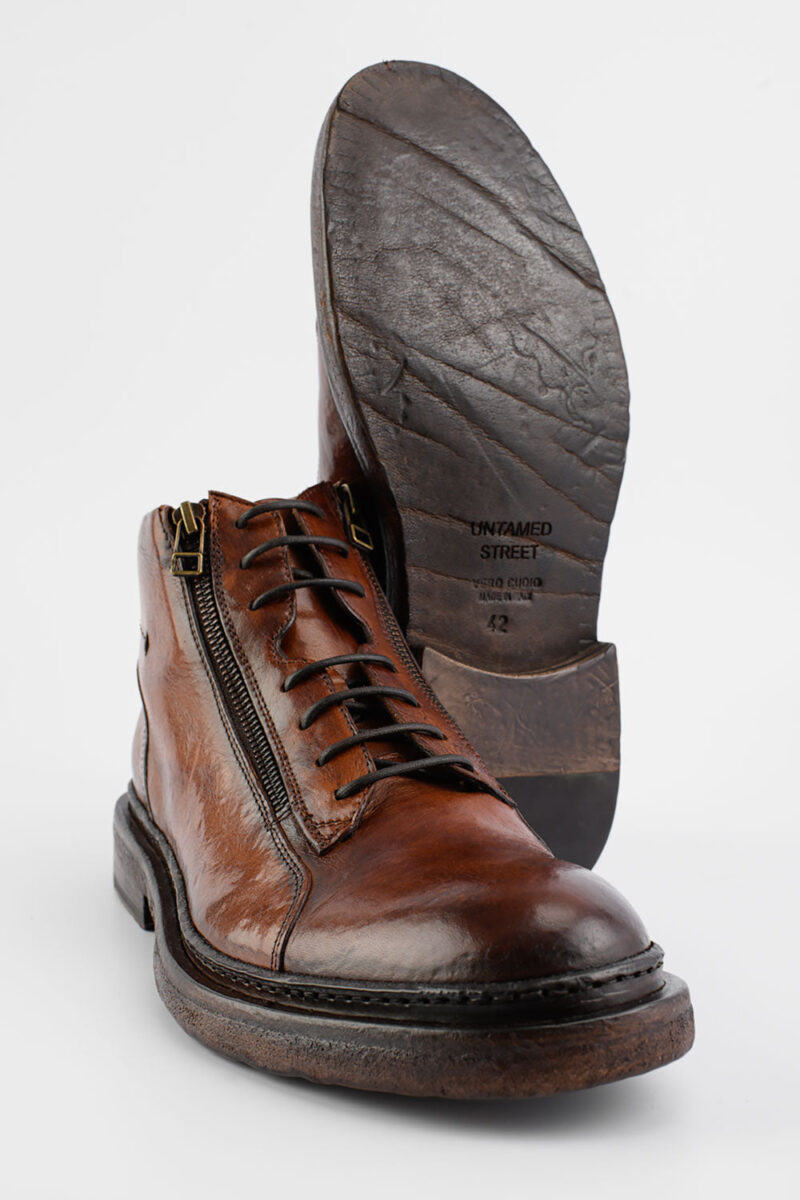 YORK cognac welted chukka boots. - Image 2