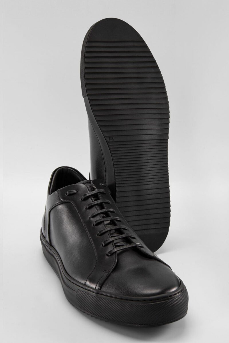 SOHO urban-black sneakers. - Image 9