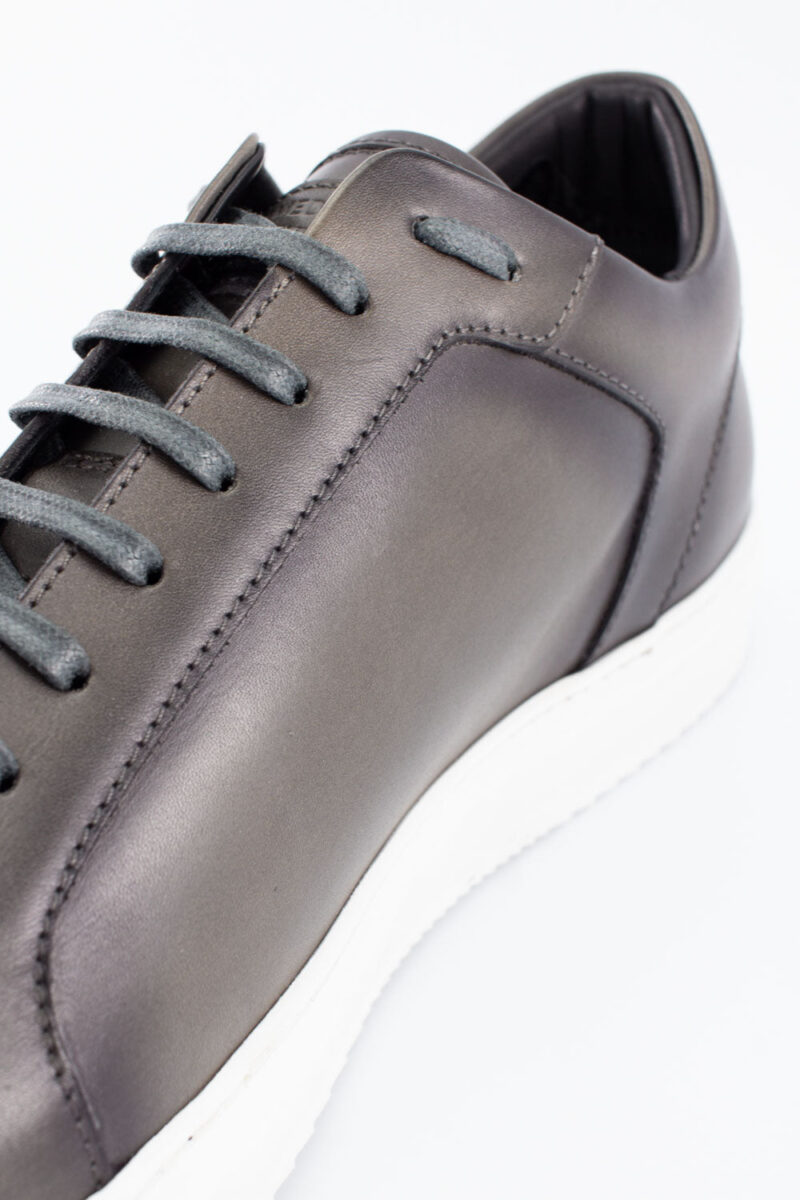 SOHO aluminium-grey patina sneakers. - Image 11