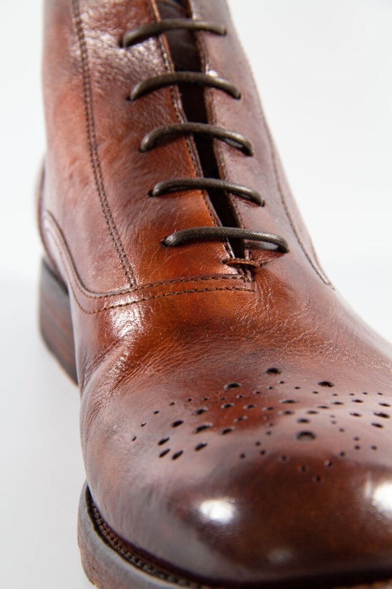 ASTON brandy-brown chukka boots. - Image 5