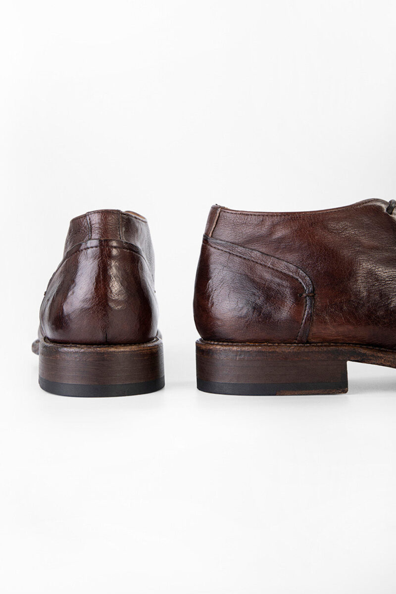 KNIGHTON noble-brown low chukka boots. - Image 9