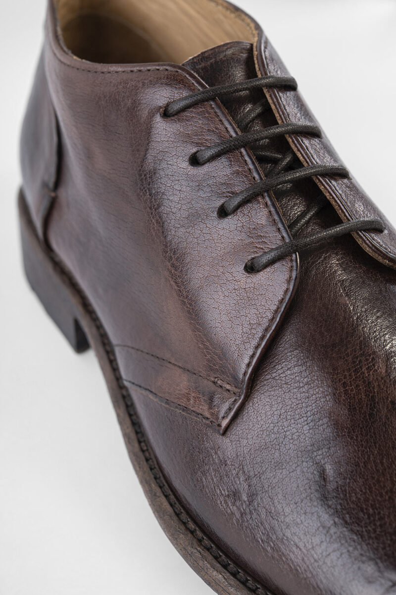 KNIGHTON noble-brown low chukka boots. - Image 3