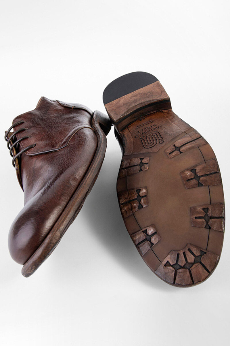 KNIGHTON noble-brown low chukka boots. - Image 2