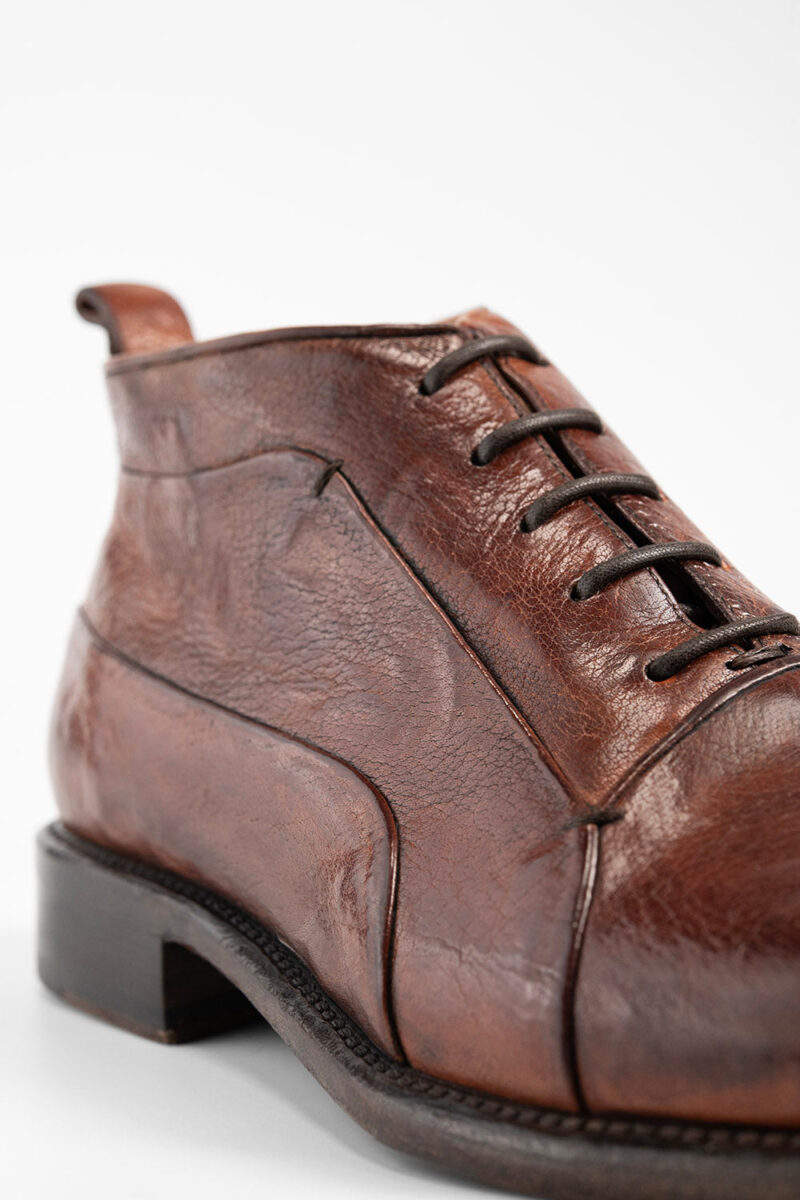 KNIGHTON EDGE rich-cognac chukka boots. - Image 4