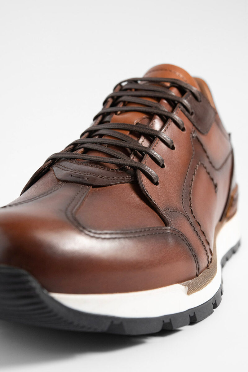 OWEN cocoa-brown triple stitched wingtip patina runners. - Image 10