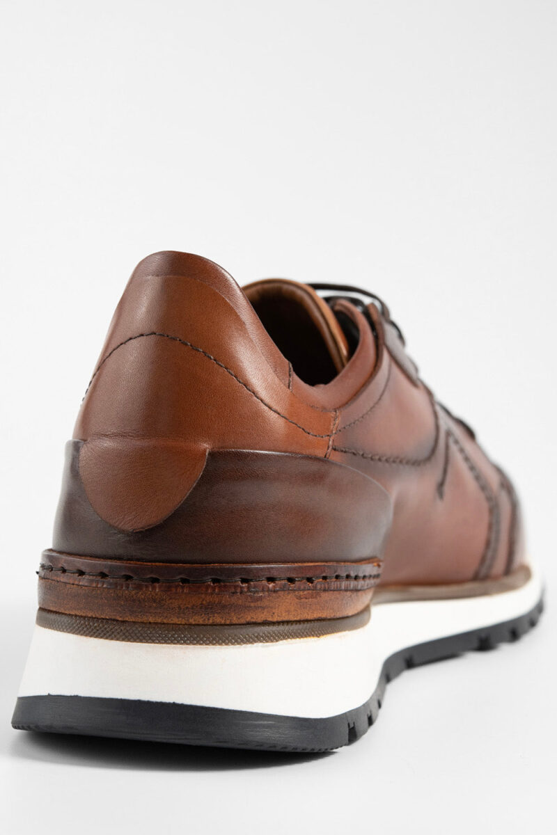 OWEN cocoa-brown triple stitched wingtip patina runners. - Image 6