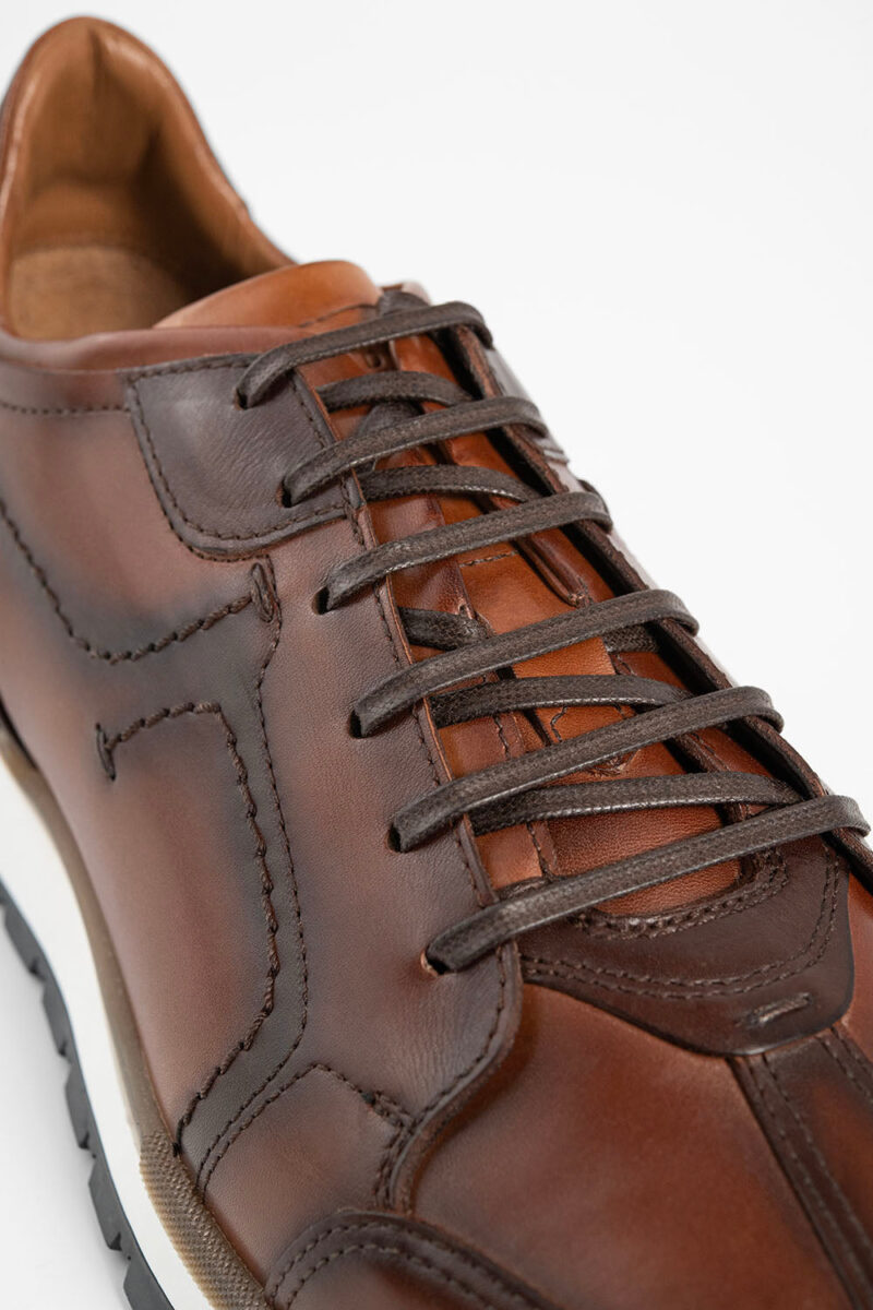 OWEN cocoa-brown triple stitched wingtip patina runners. - Image 2