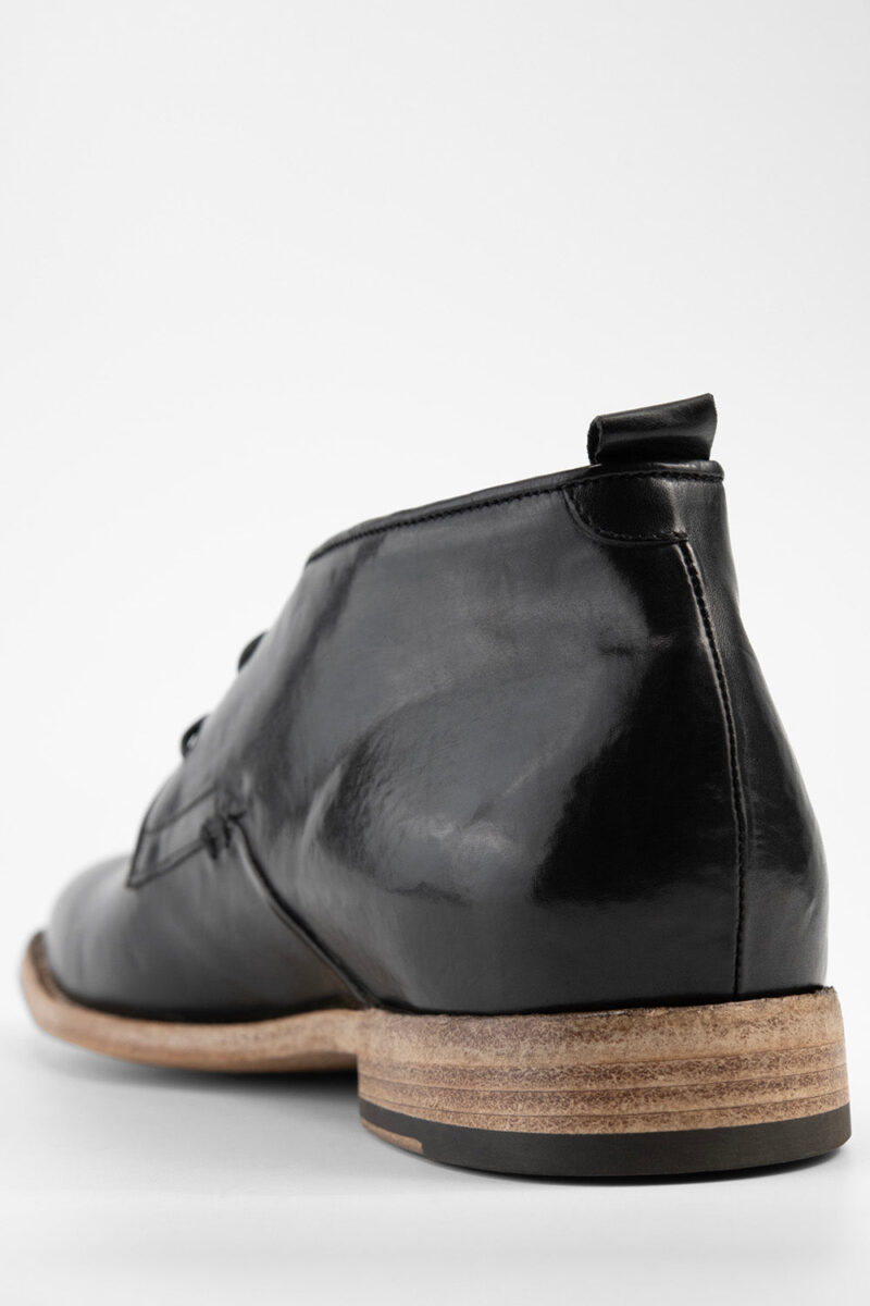 PARKER royal-black chukka boots. - Image 5