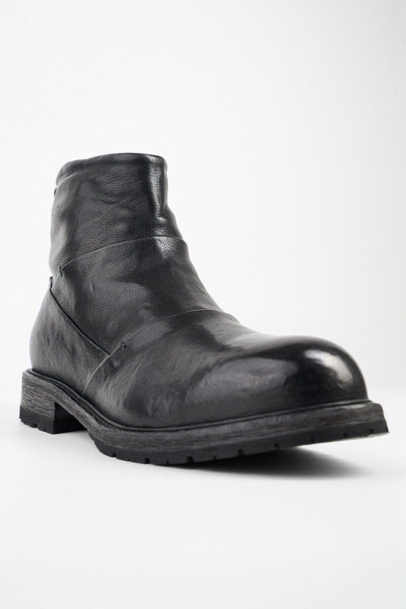 ROWLEY jet-black folded laceless boots. - Image 11