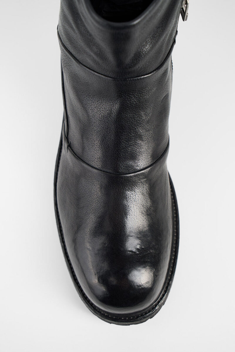 ROWLEY jet-black folded laceless boots. - Image 15