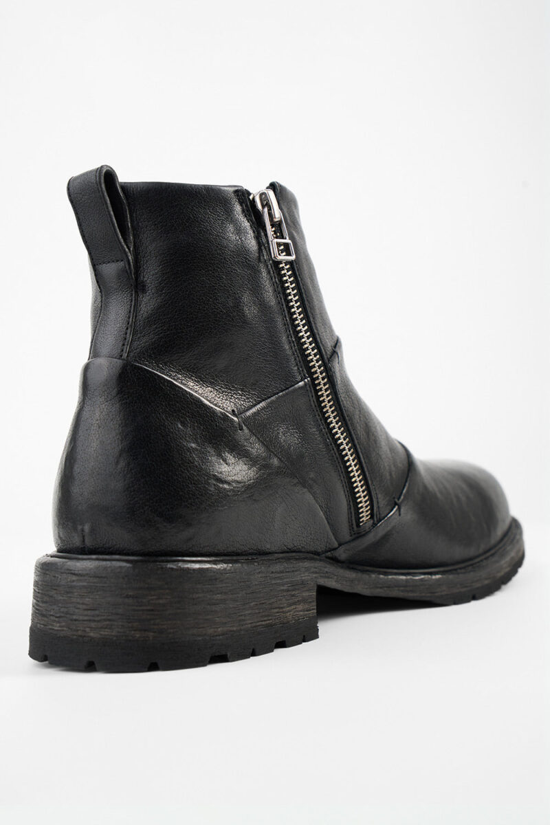 ROWLEY jet-black folded laceless boots. - Image 18