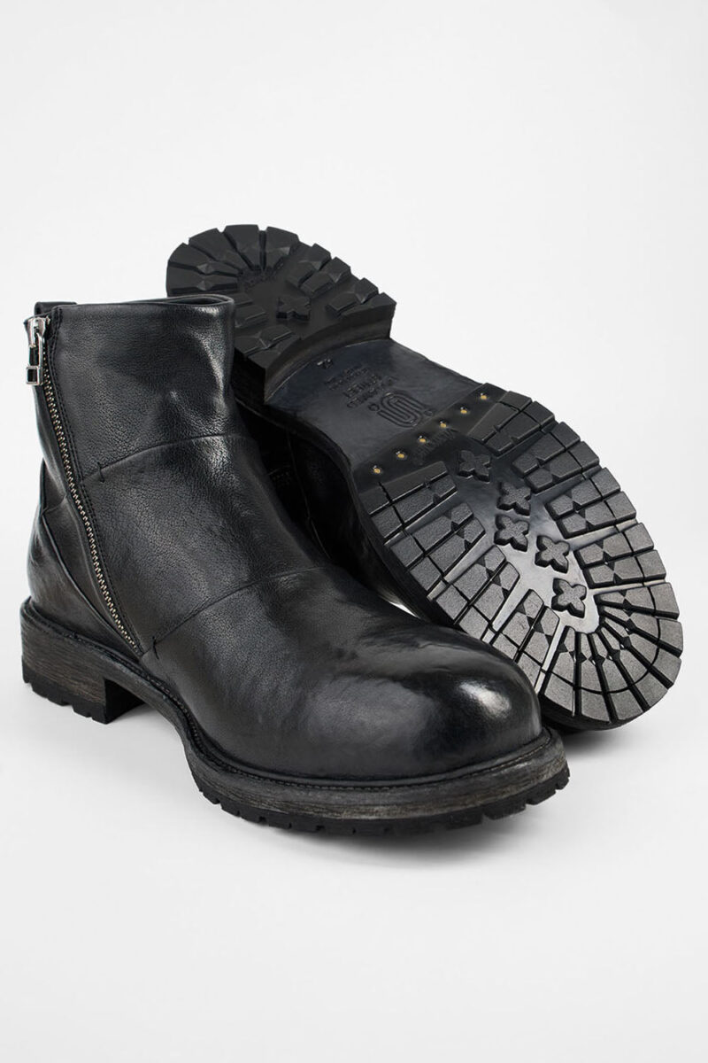 ROWLEY jet-black folded laceless boots. - Image 5