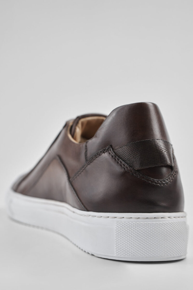 SKYE noble-brown triple stitched patina sneakers. - Image 7