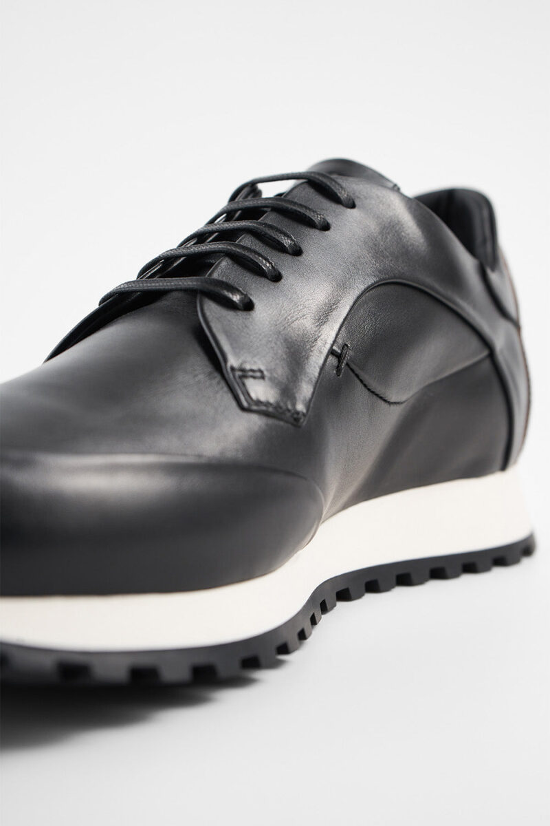 SOHO EDGE tuxedo-black patina runners. - Image 11