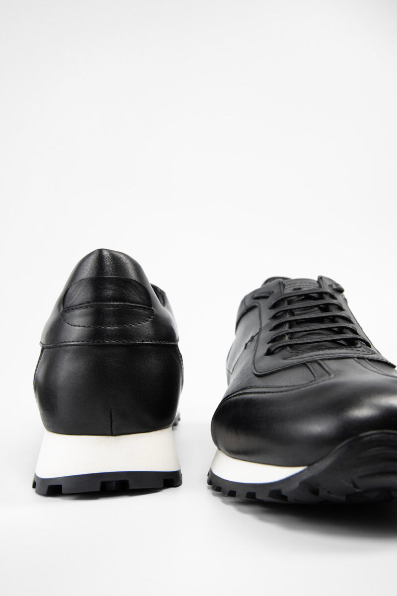 SOHO tuxedo-black wingtip runners. - Image 5