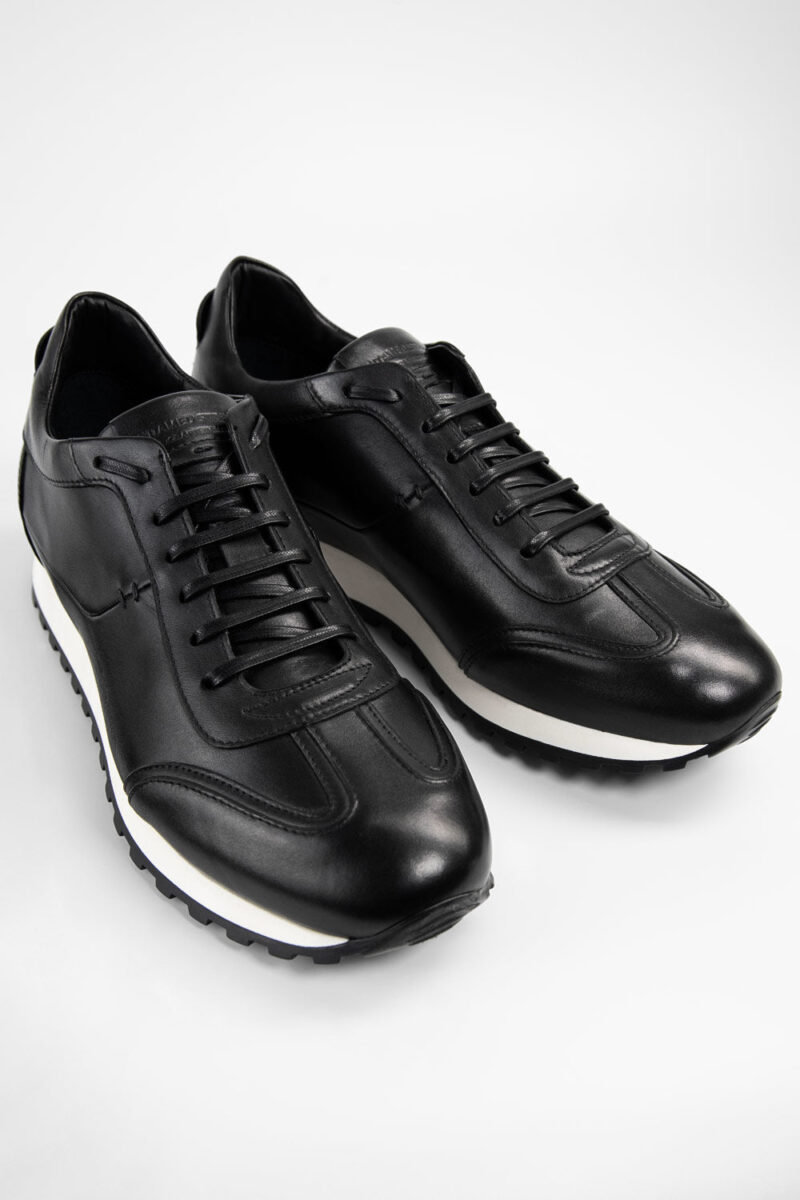 SOHO tuxedo-black wingtip runners. - Image 2