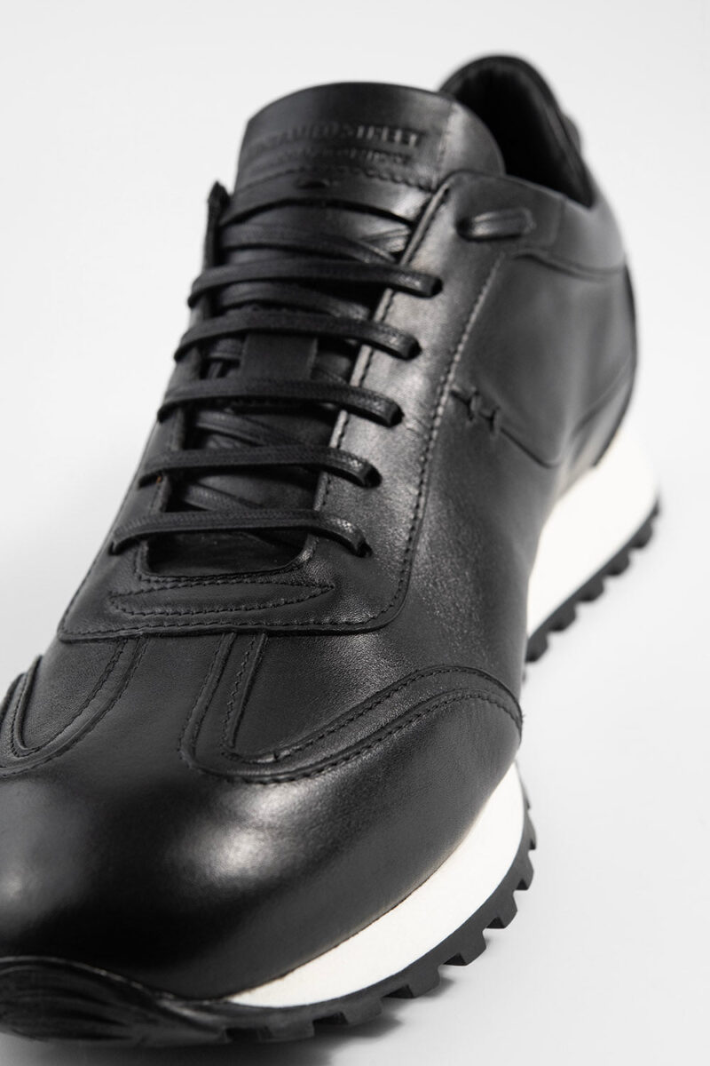 SOHO tuxedo-black wingtip runners. - Image 12