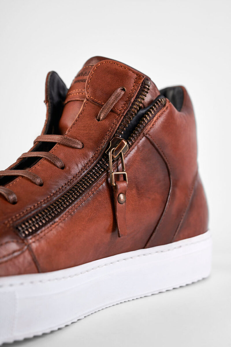 SOHO ROGUE cognac distressed high sneakers. - Image 8