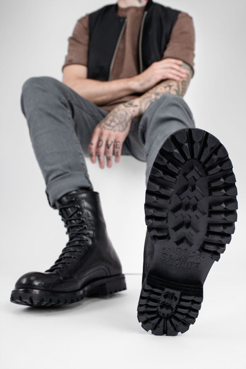 CAMDEN tar-black military boots. - Image 6