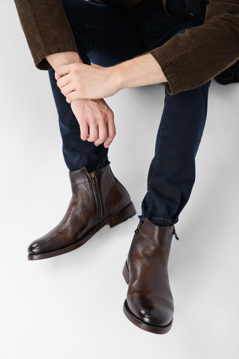 SLOANE ice-brown double-zip ankle boots. - Image 7