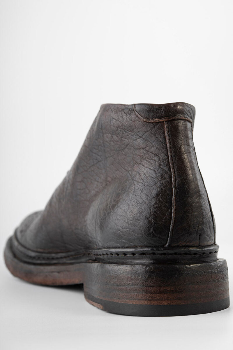 YORK cigar-brown grained welted chukka boots. - Image 6