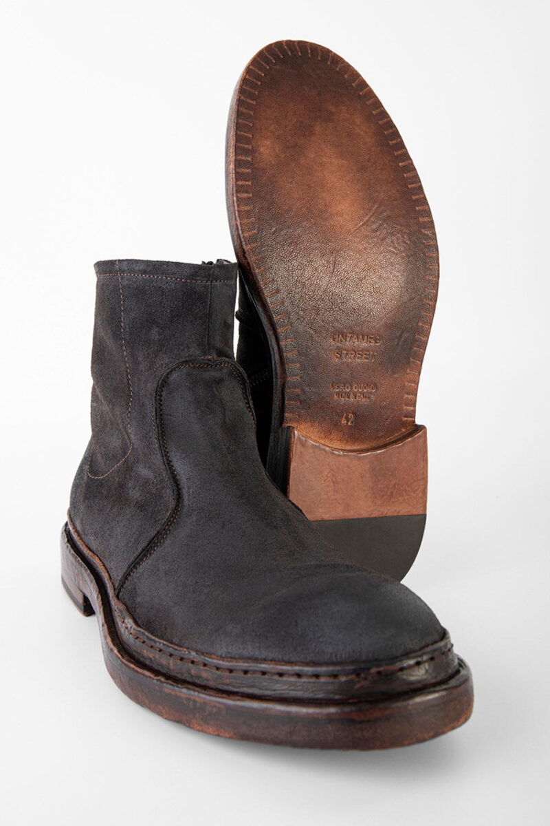 YORK lava-grey suede welted laceless boots. - Image 6